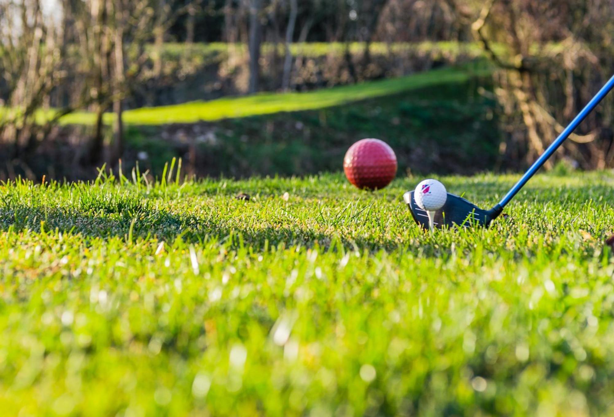 Locanda Golf Musella 圣马尔蒂诺博纳尔贝尔戈 外观 照片
